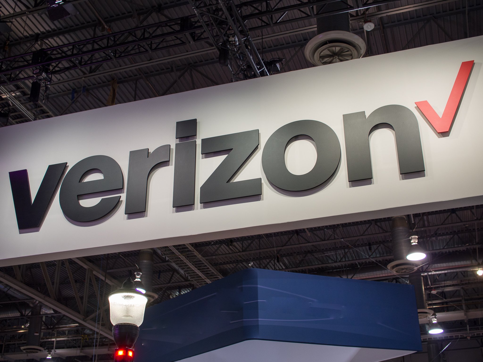 using a vpn will reportedly bypass verizon's video throttling